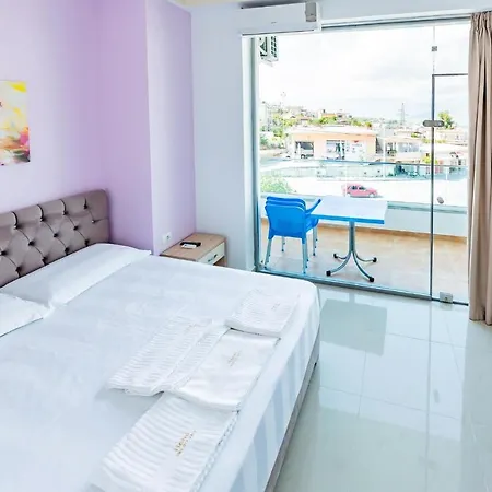 Hotel The Gate Saranda