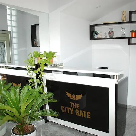 Hotel The Gate Sarandë