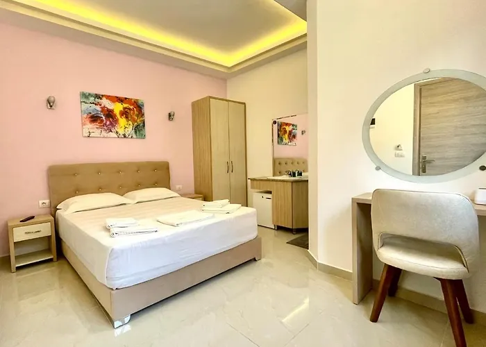 Hotel The Gate 3*