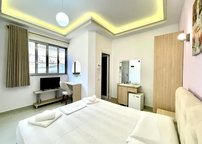 The Gate Hotel 3*